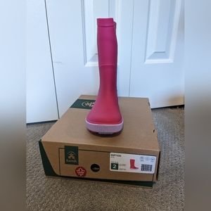 Brand new in box Kamik rain boots